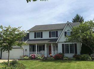 32077 Dorchester Dr, Avon Lake, OH 44012