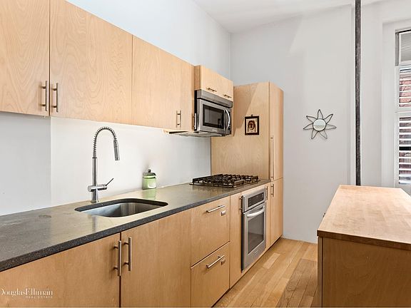 2nd image of 213 W 105th St #1F
