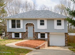 5017 Shady Ln, Jefferson City, MO 65109