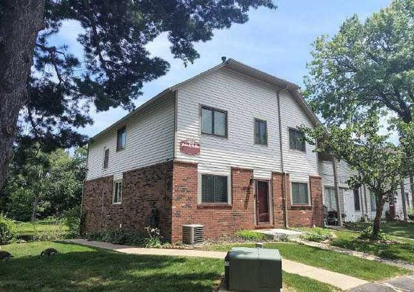 1st image of 7220 Bluewater Dr