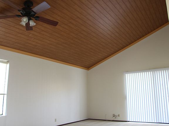 3rd image of 2438 Saint Helena Dr APT 6