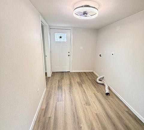 3rd image of 1819 Carr St
