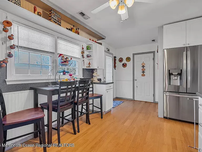 1725 3rd Ave — Photo 20