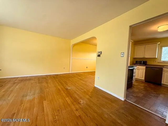 5 Sussex Ct — Photo 13