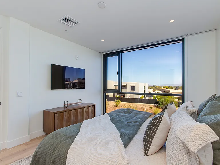 5000 N Camelback Ridge Dr #206 — Photo 29
