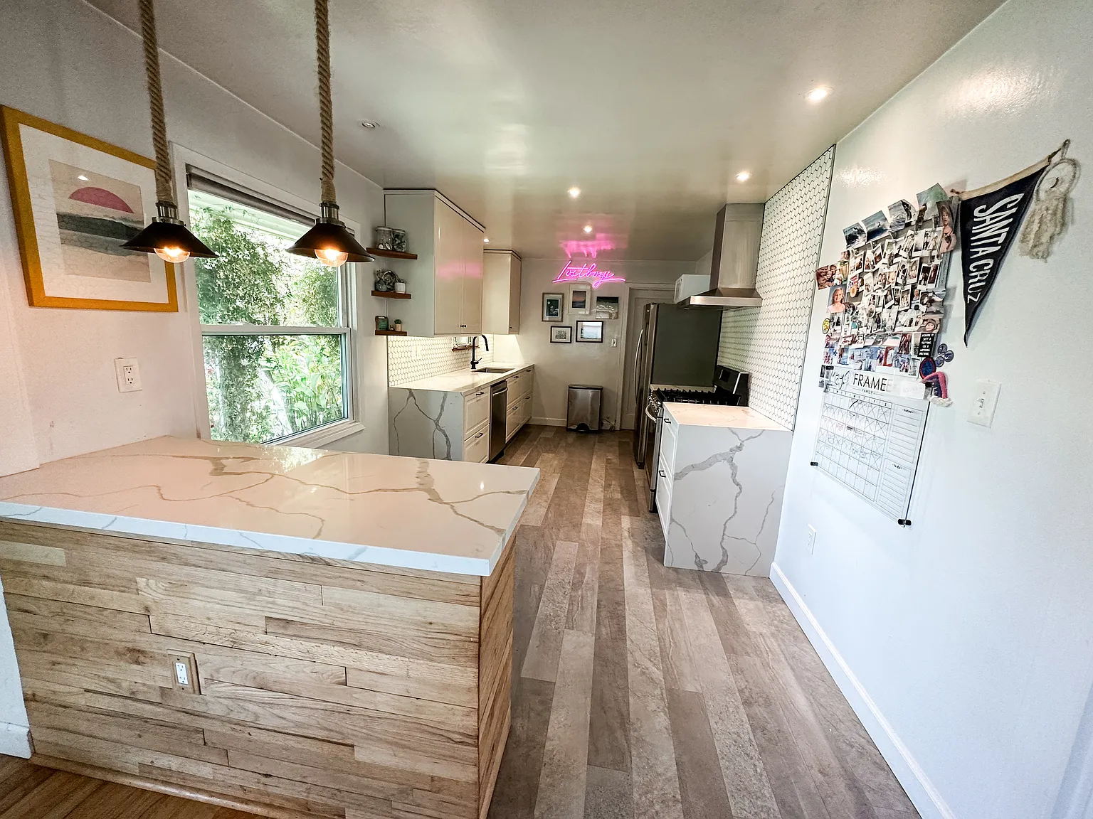 3 bed, 1237 sqft, $5,750 — Photo 1