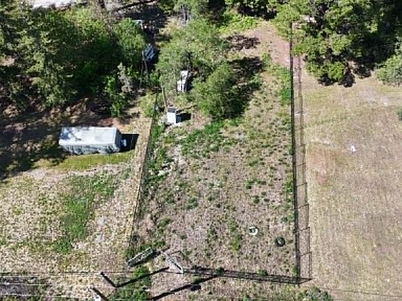 3rd image of 240 Smith Rd