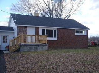 6369 Aiken Rd, Lockport, NY 14094