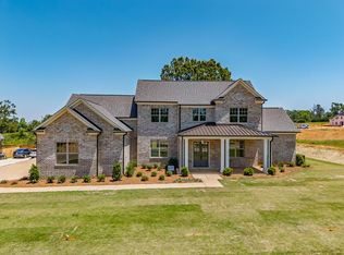 1006 Belle Terre Ln, Oxford, MS 38655