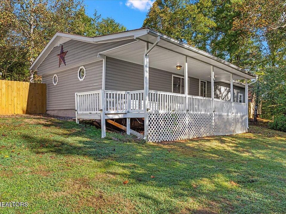 1st image of 445 County Road 439