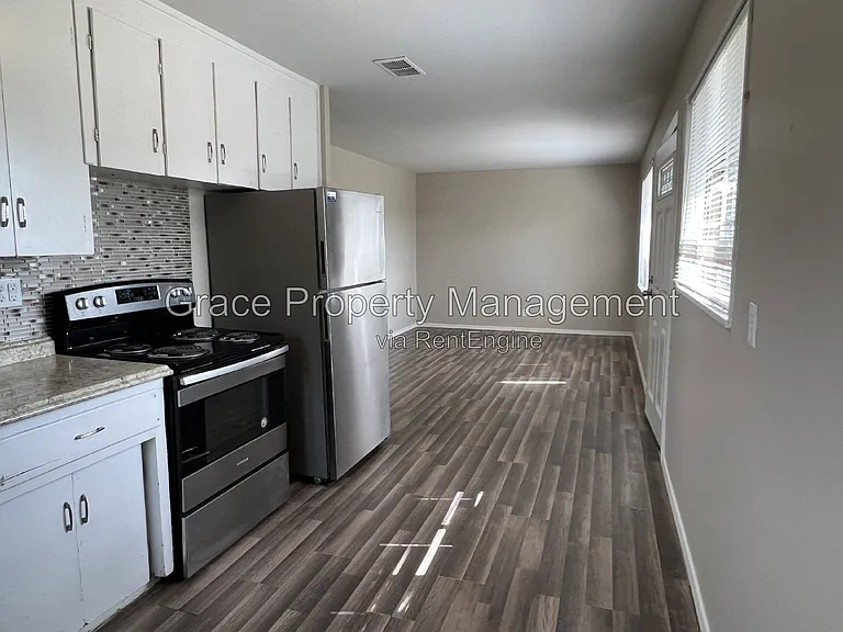 7691 Leyden Ln — Photo 4