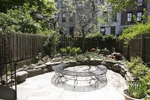 Rented by Garfield Realty  | media 35