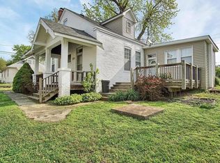 610 W C St, Belleville, IL 62220