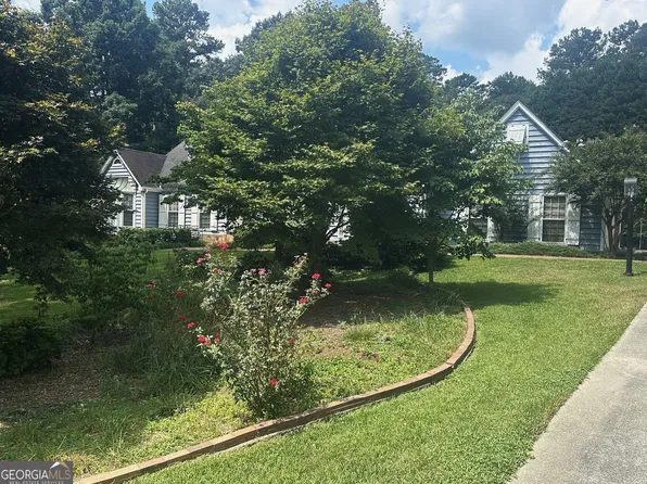 2473 Whispering Pines Dr SW, Grayson, GA 30017