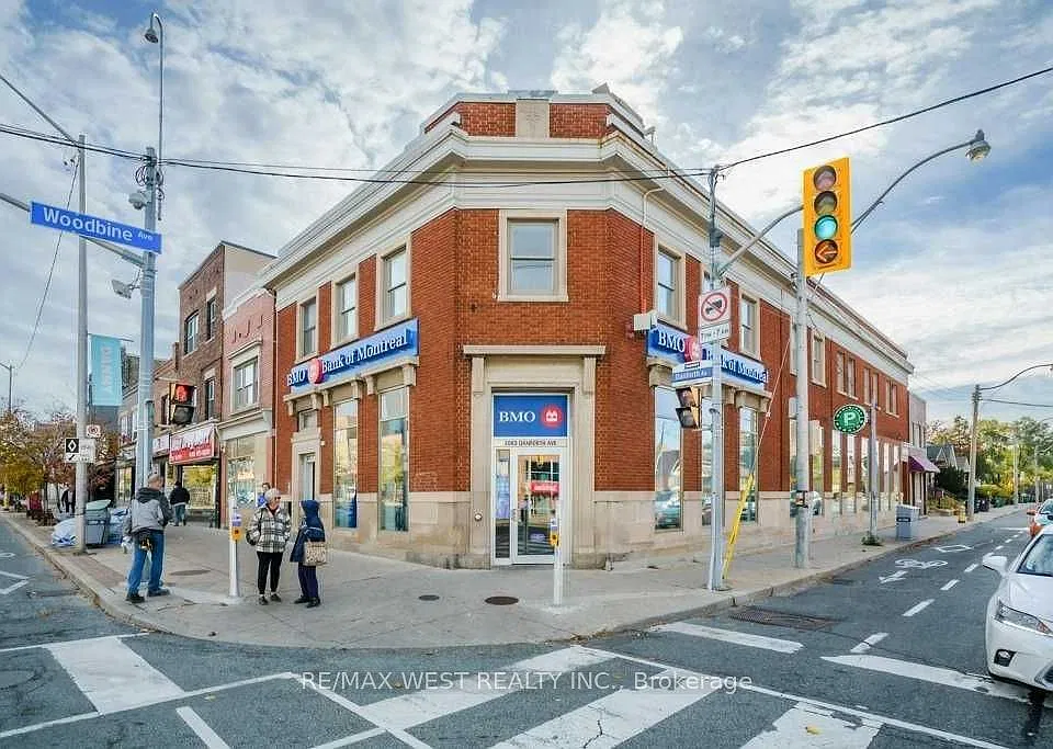 2083 Danforth Ave #202