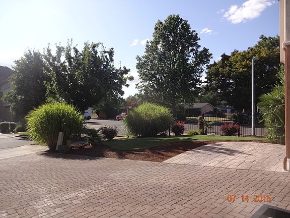 Paver driveway
