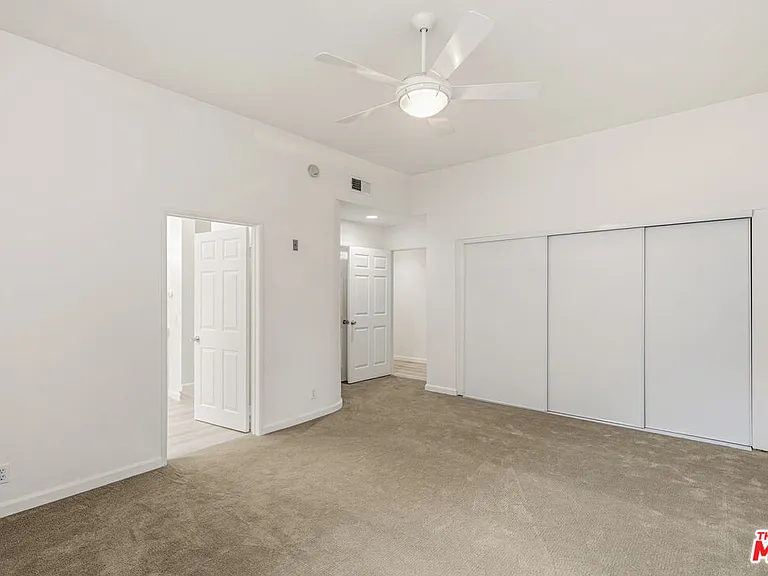 11636 Montana Ave #103 — Photo 38