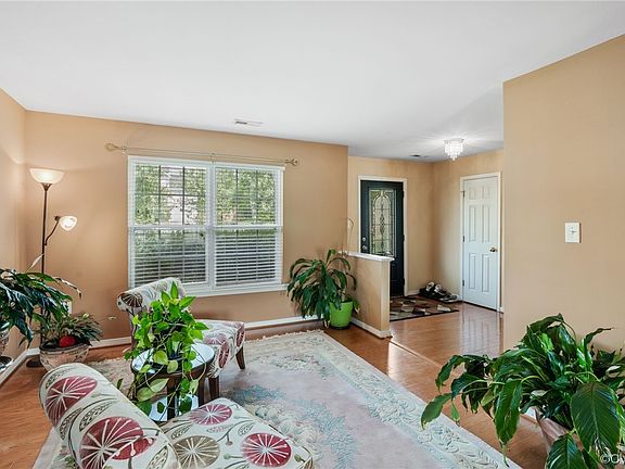 2nd image of 13524 Thornsett Ln