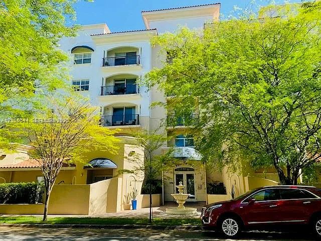118 Zamora Ave #409