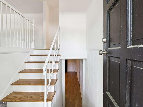 4th image of 1421 Iron Gate Blvd