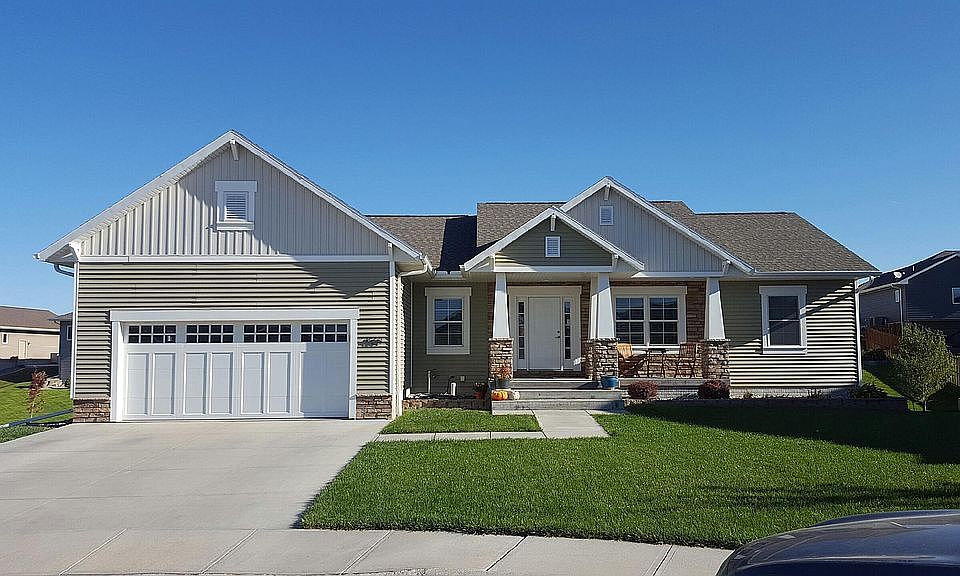 1st image of 4509 9th Avenue Pl