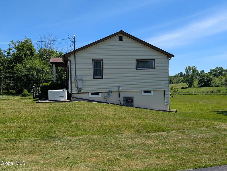 3rd image of 12 Goodrich Avenue