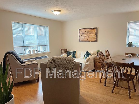 3rd image of 660 East Ave APT 206