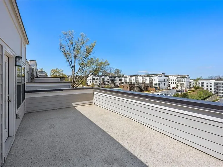 2145 Burnside Dr NW — Photo 54