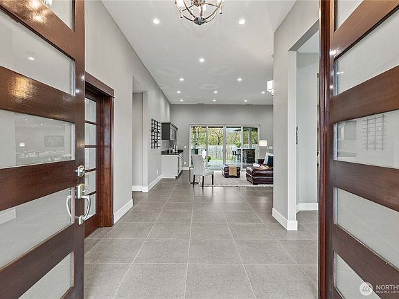 2nd image of 13610 124th Avenue Ct E