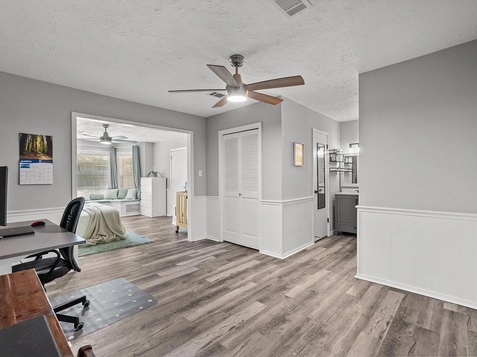 3 bed, 2.5 bath, 2176 sqft, $2,300 — Photo 4