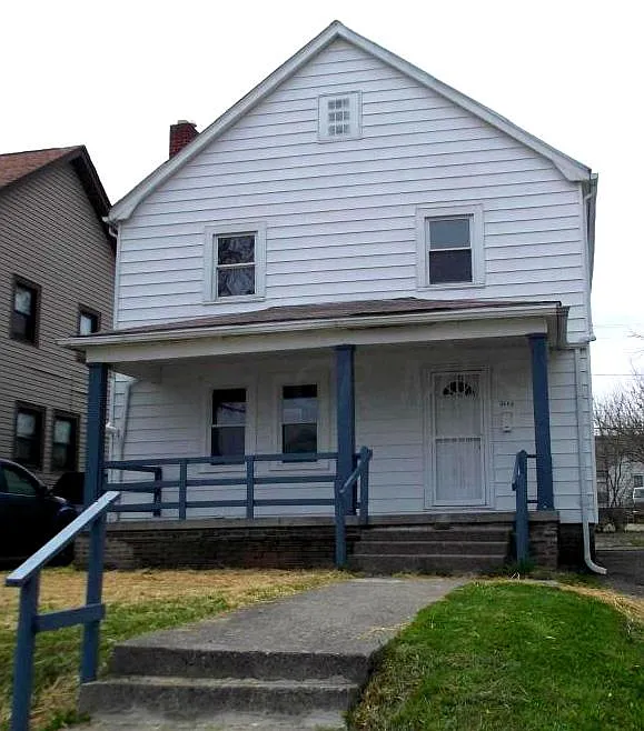 1101 Kelton Ave photo 1