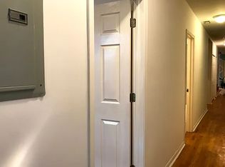 955 N Wolcott Ave #1, Chicago, IL 60622