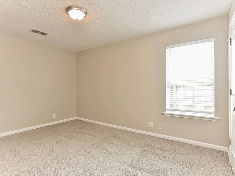 9029 Ristau Dr — Photo 12