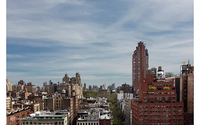 Sold by Douglas Elliman | media 25