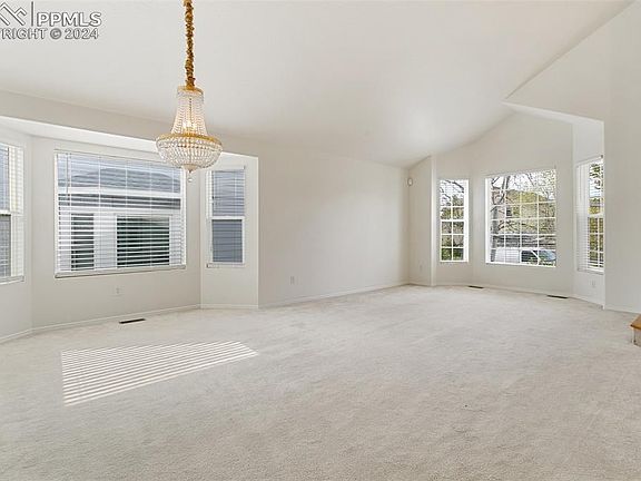 4th image of 9704 Stoneglen Dr
