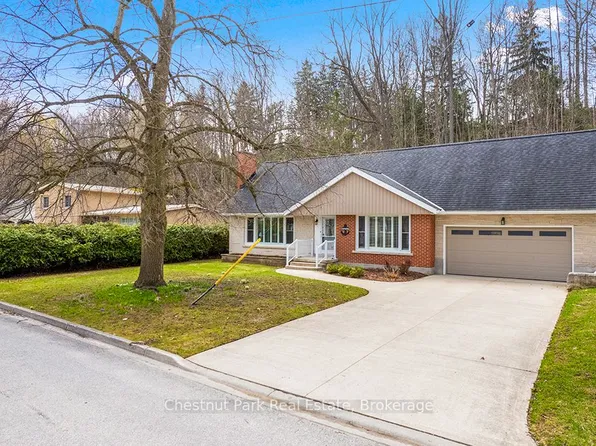 360 2nd Ave W, Owen Sound, ON N4K 4L7