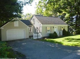 187 Middle Rd, Falmouth, ME 04105
