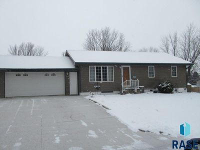 200 E 3rd Ave, Beaver Creek, MN, 56116