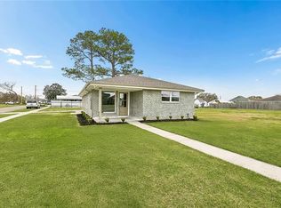 2100 Margaret Ln, Meraux, LA 70075