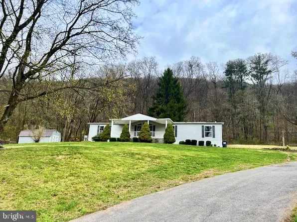 41 Shamokin St, Ashland, PA 17921