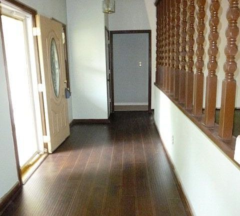 2nd image of 115 Cypress Holw