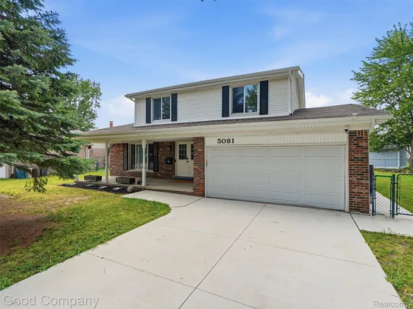 5081 Abington Dr, Troy, MI 48085