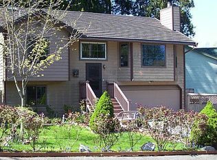 9467 Saint Johns Pl NE, Bremerton, WA 98311