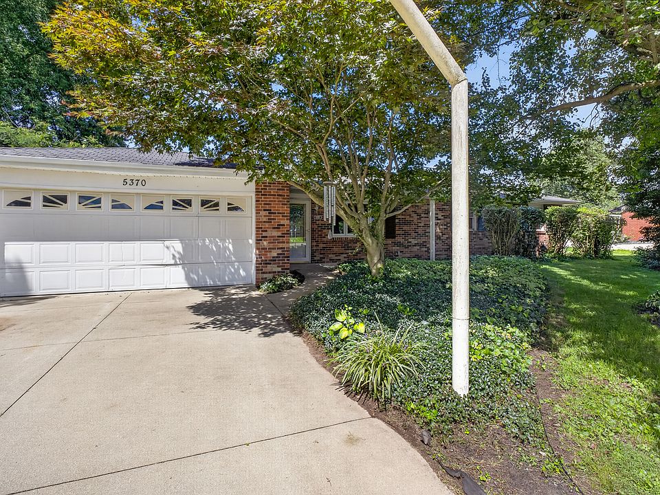 1st image of 5370 E Forster Ave