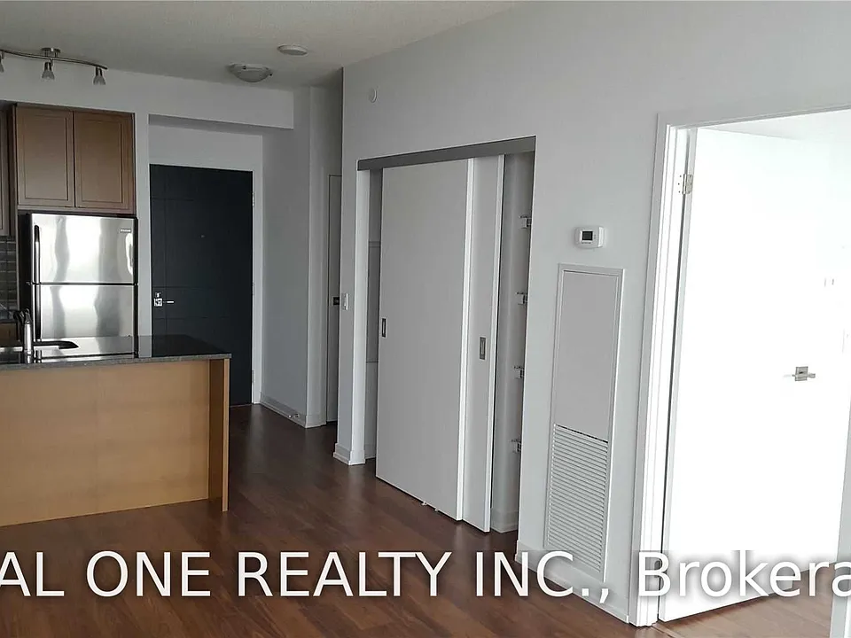 89 Dunfield Ave #3304