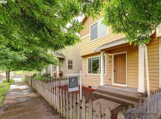 1042 W Hist Columbia River Hwy, Troutdale, OR