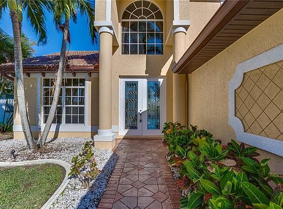 3rd image of 4913 SW 20th Pl