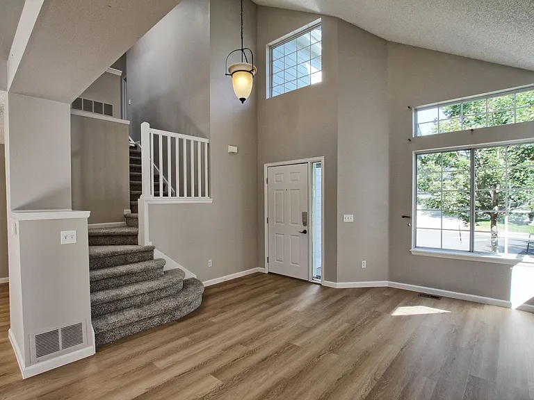 17048 Campo Dr — Photo 2