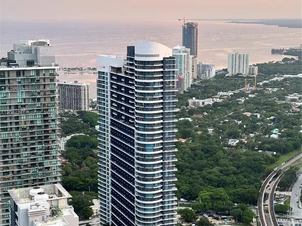 60 SW 13th St, Miami, FL