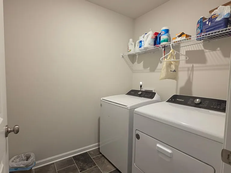1812 Lacebark Dr — Photo 45